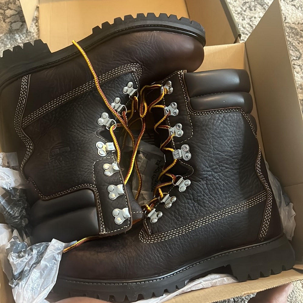 Superboot “40 Below”